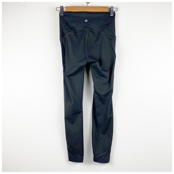 Lululemon Uncovered Strength High-Rise Crop 23" in Graphite Grey Size 4 - Picture 7 of 13